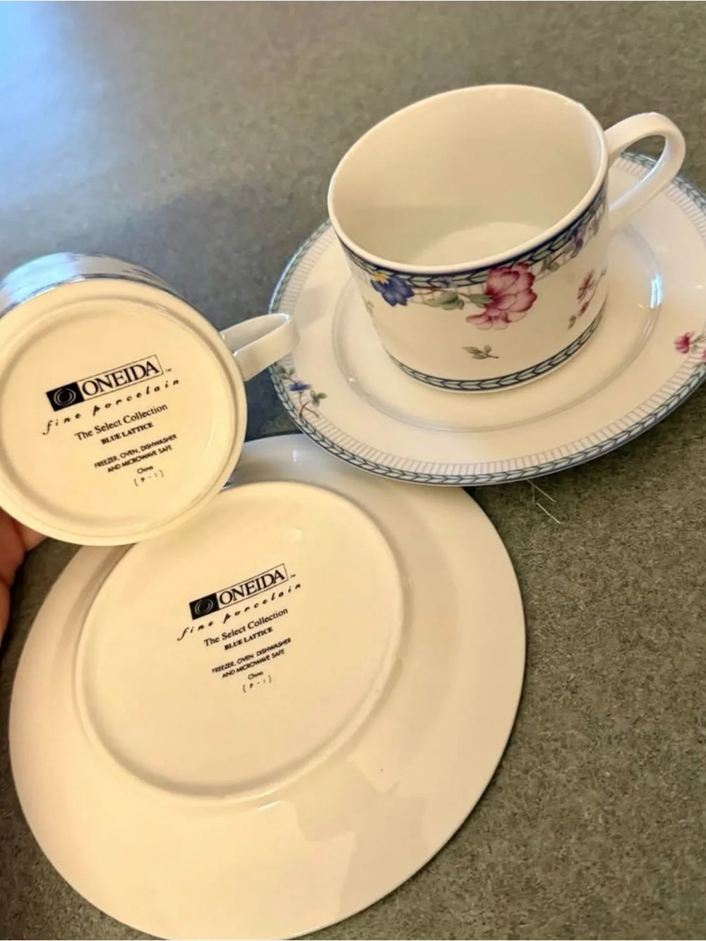 Oneida Fine Porcelain BLUE LATTICE Pattern Coffee Cup & Saucer Set (set of 2)